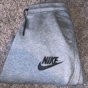 nike joggers
